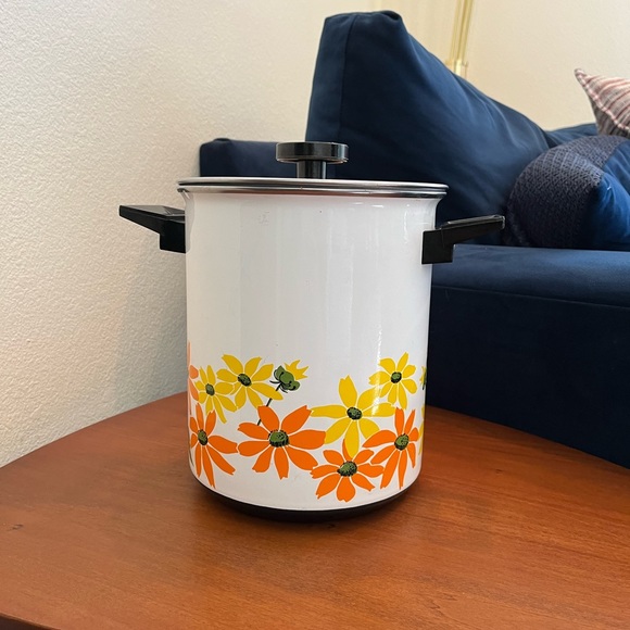 Mid Mod Ekco Country Garden Porcelain Clad Stockpot/Steamer - Picture 2 of 11